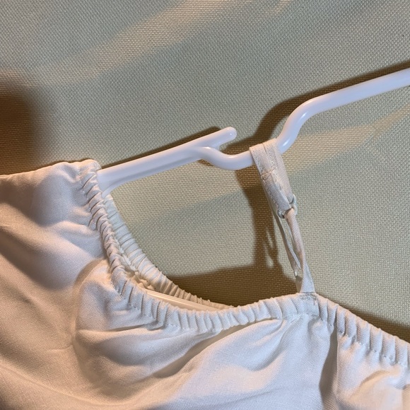 NWT H&M Ruffled Off Shoulder Top - Picture 7 of 7